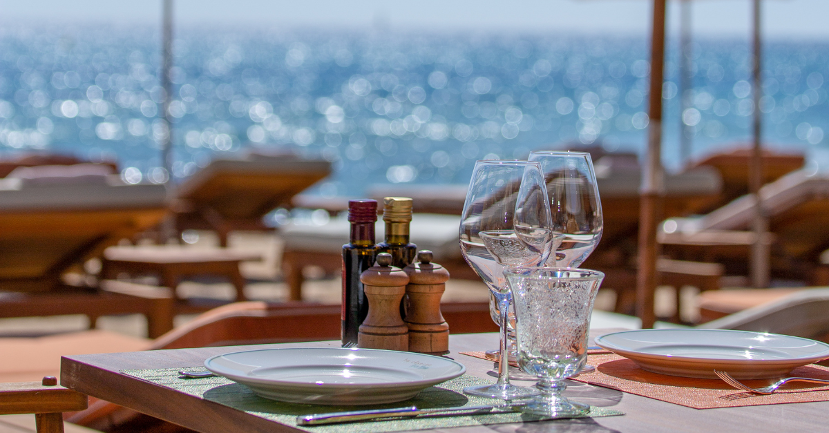 LA HOSTELERÍA CIERRA UN VERANO POR DEBAJO DE LAS EXPECTATIVAS EN 2024